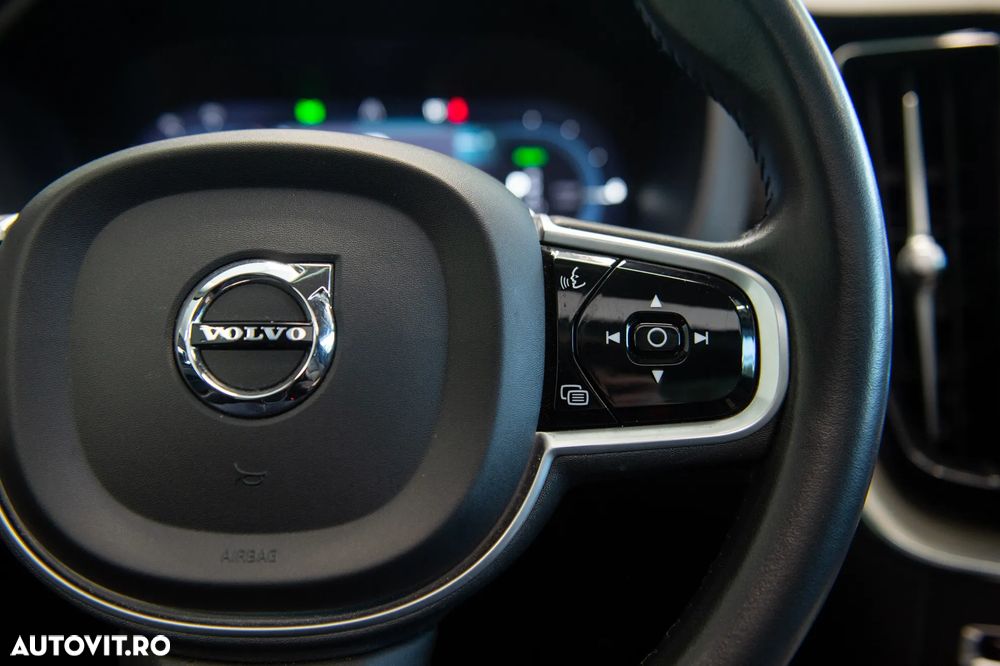 Volvo XC 60 Recharge T6 Twin Engine eAWD Inscription Expression - 23