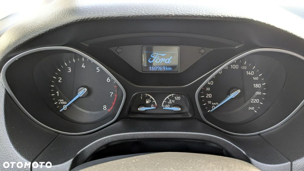 Ford Focus - 23