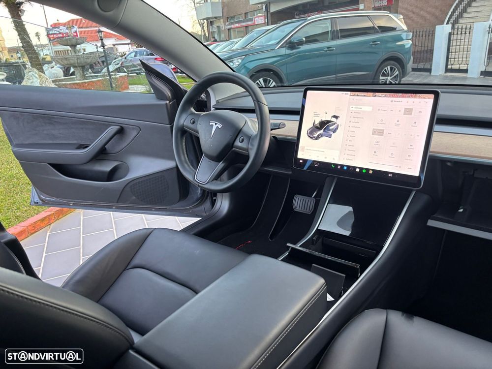 Tesla Model 3 Standard Range Plus RWD - 21