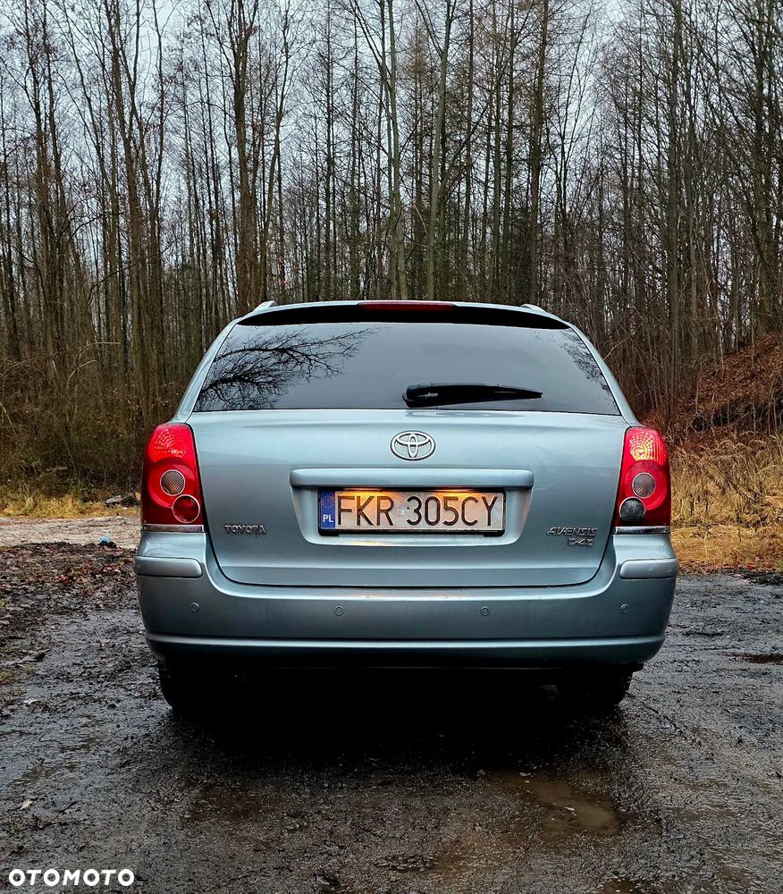 Toyota Avensis 2.2 D-4D Prestige - 6
