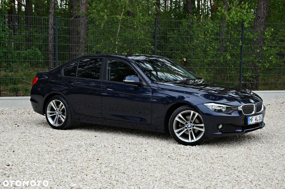 BMW Seria 3 318d Blue Performance Sport Line - 16