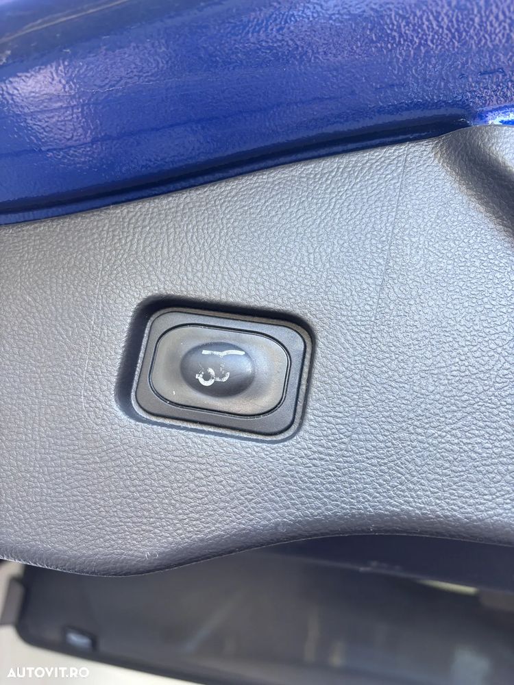 Ford Mondeo 2.0 TDCI PowerShift Titanium - 35