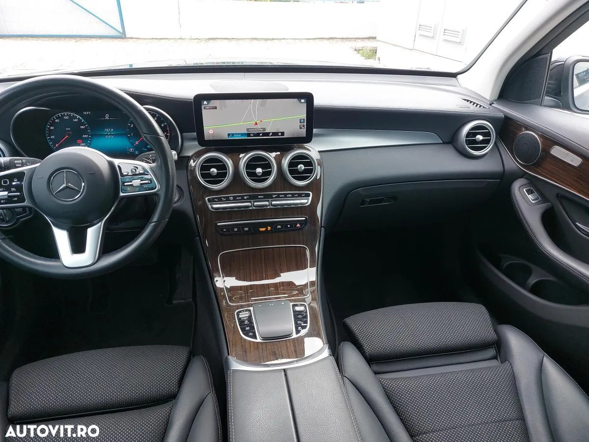 Mercedes-Benz GLC 200 4MATIC - 11
