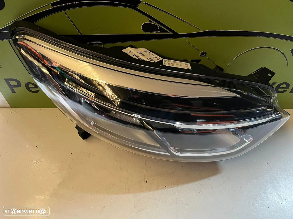 Renault Captur I - FAROL LED DIREITO - FF443 - 4