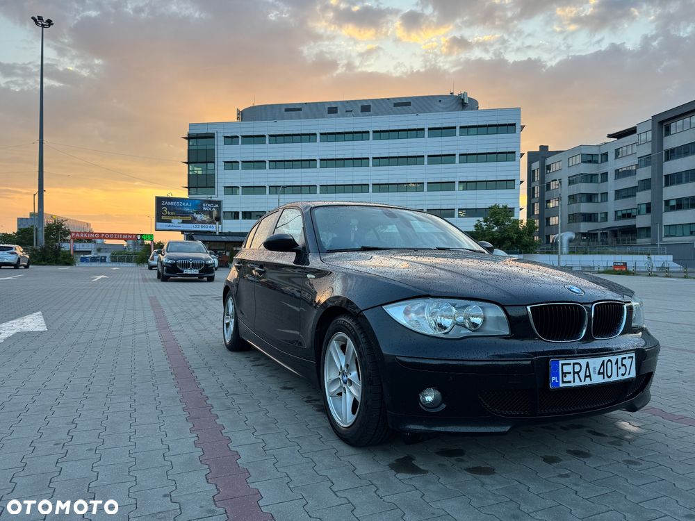 BMW Seria 1 120i - 2