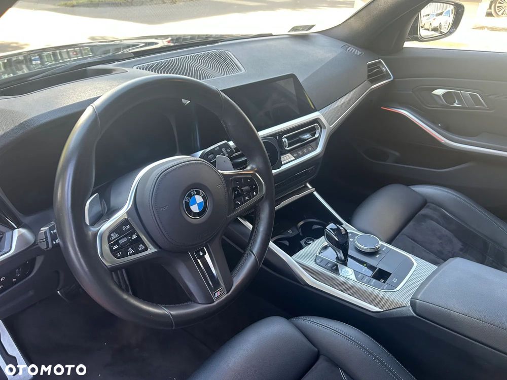 BMW Seria 3 330i xDrive M Sport sport - 17