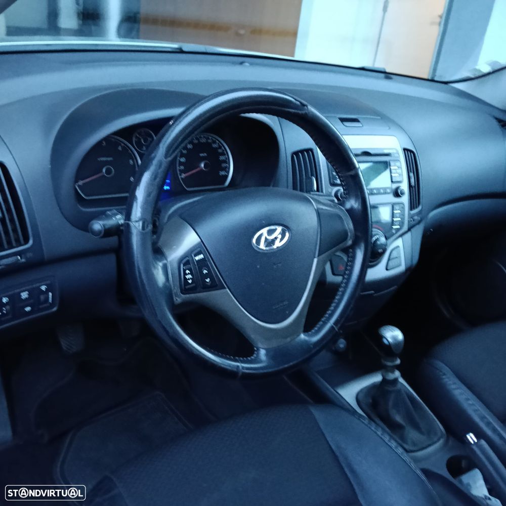 Hyundai i30 CW 1.6 CRDi Comfort - 7