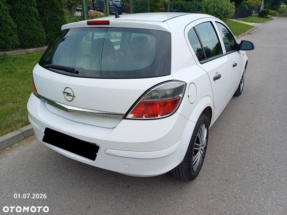 Opel Astra 1.7 CDTI - 4