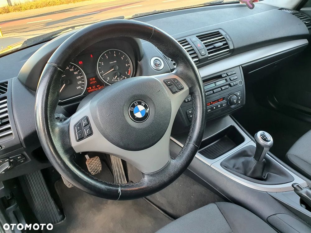 BMW Seria 1 - 13