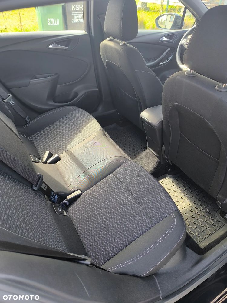 Opel Astra 1.6 CDTI Dynamic S&S - 20