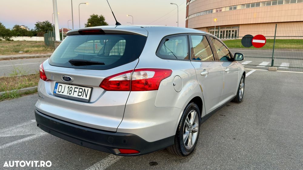 Ford Focus - 4