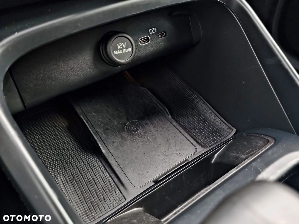 Volvo XC 40 B3 B DKG Essential - 21