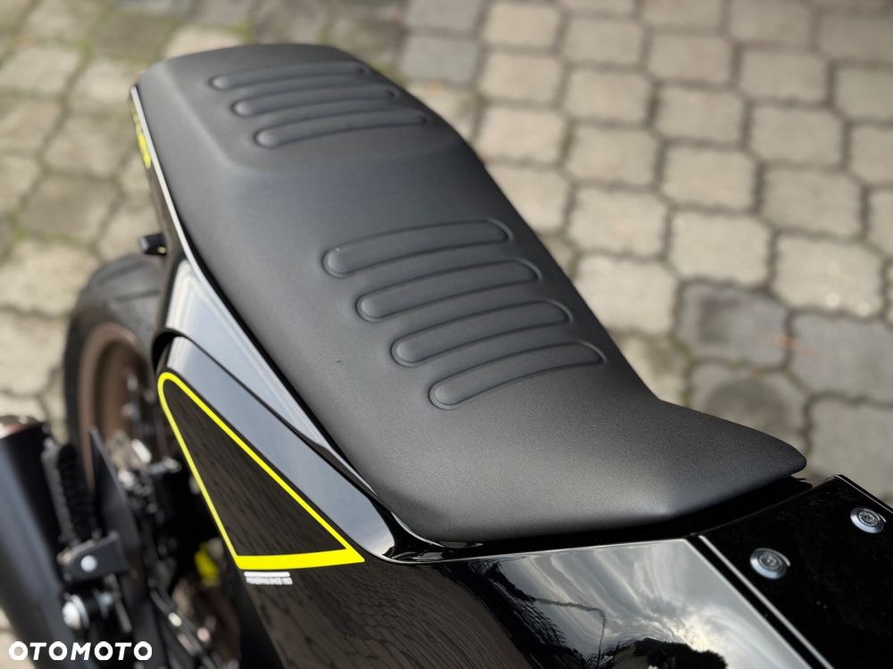 Husqvarna Vitpilen - 18