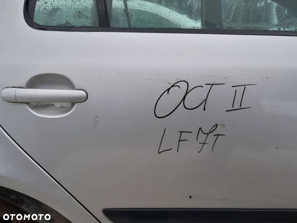 SKODA OCTAVIA II DRZWI PRAWE TYLNE PRAWY TYŁ KOLOR: LF7T - 2