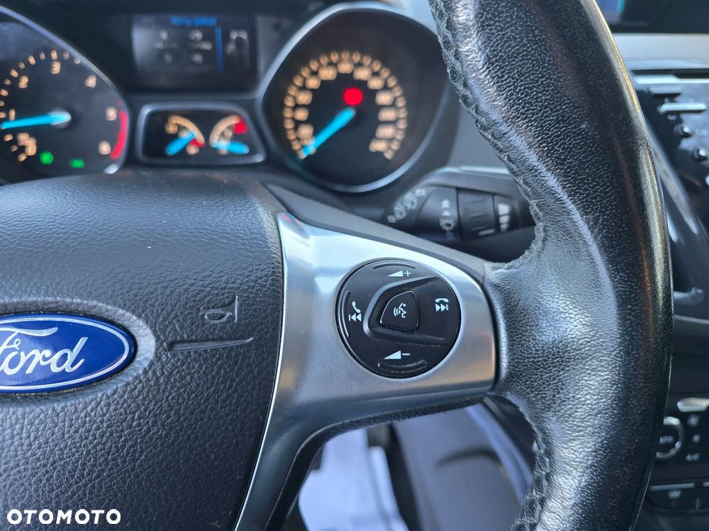 Ford Kuga 2.0 TDCi 4WD Titanium - 29