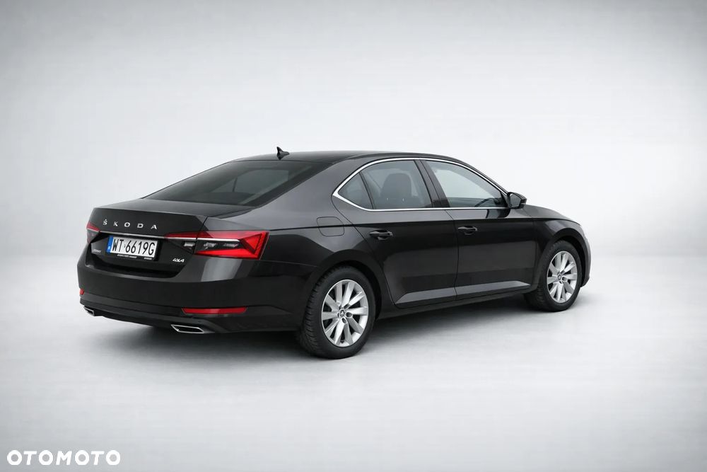 Skoda Superb 2.0 TSI 4x4 L&K DSG - 4