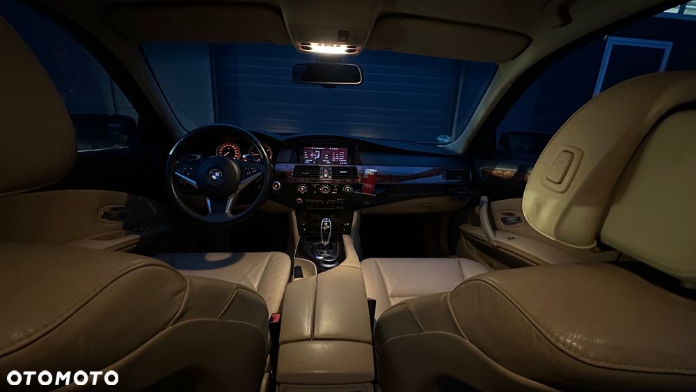 BMW Seria 5 535d Sport-Aut - 18