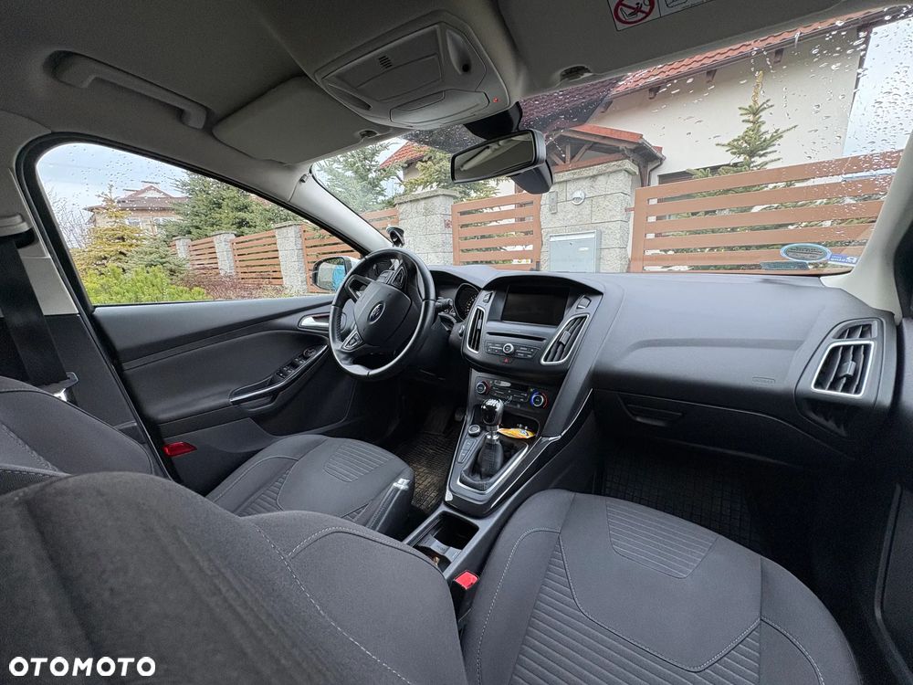 Ford Focus 1.5 TDCi Titanium - 6