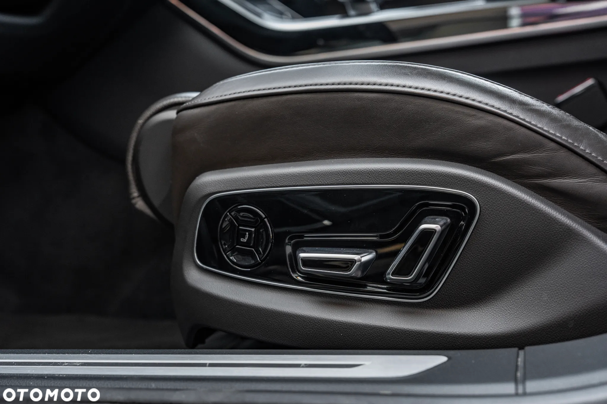 Audi A8 50 TDI quattro tiptronic - 13