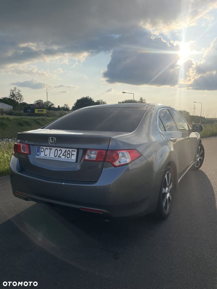 Honda Accord 2.2d Elegance - 13