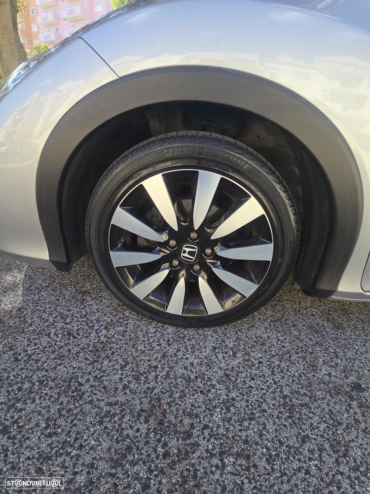 Honda Civic 1.4 i-VTEC Elegance Connect Navi - 32