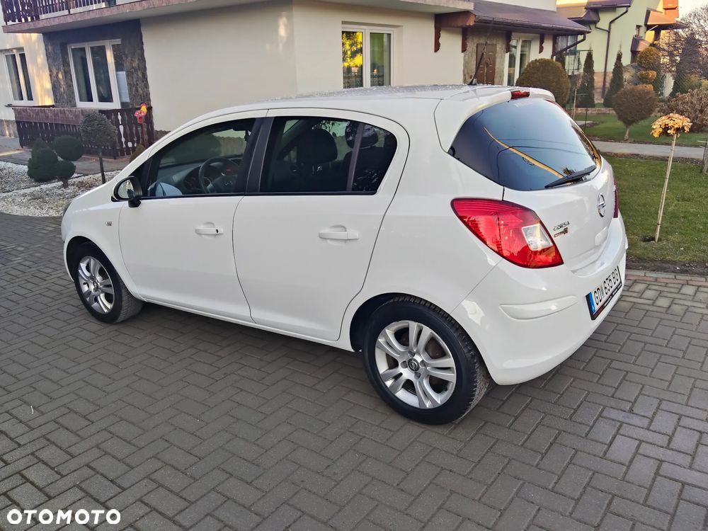 Opel Corsa 1.2 16V Enjoy - 19