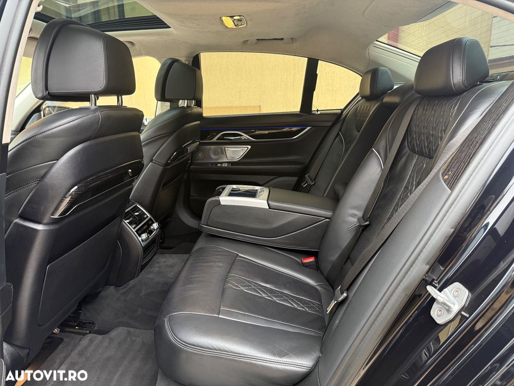 BMW Seria 7 750d xDrive - 18