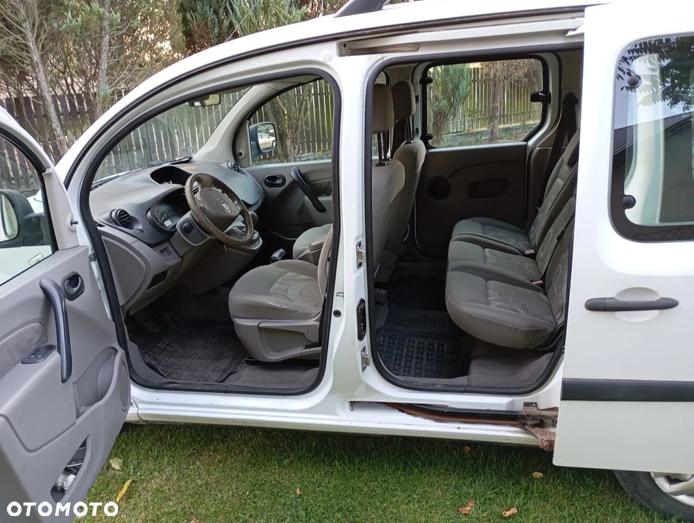Renault Kangoo 1.6 16V Helios - 9