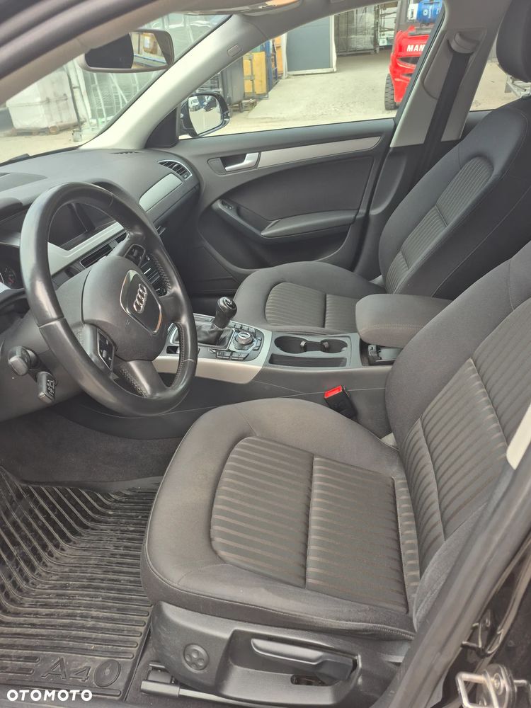 Audi A4 Limousine - 11