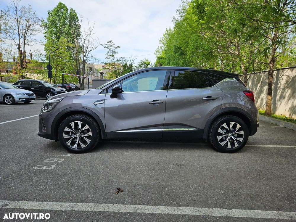 Renault Captur MHEV 140 Techno - 8