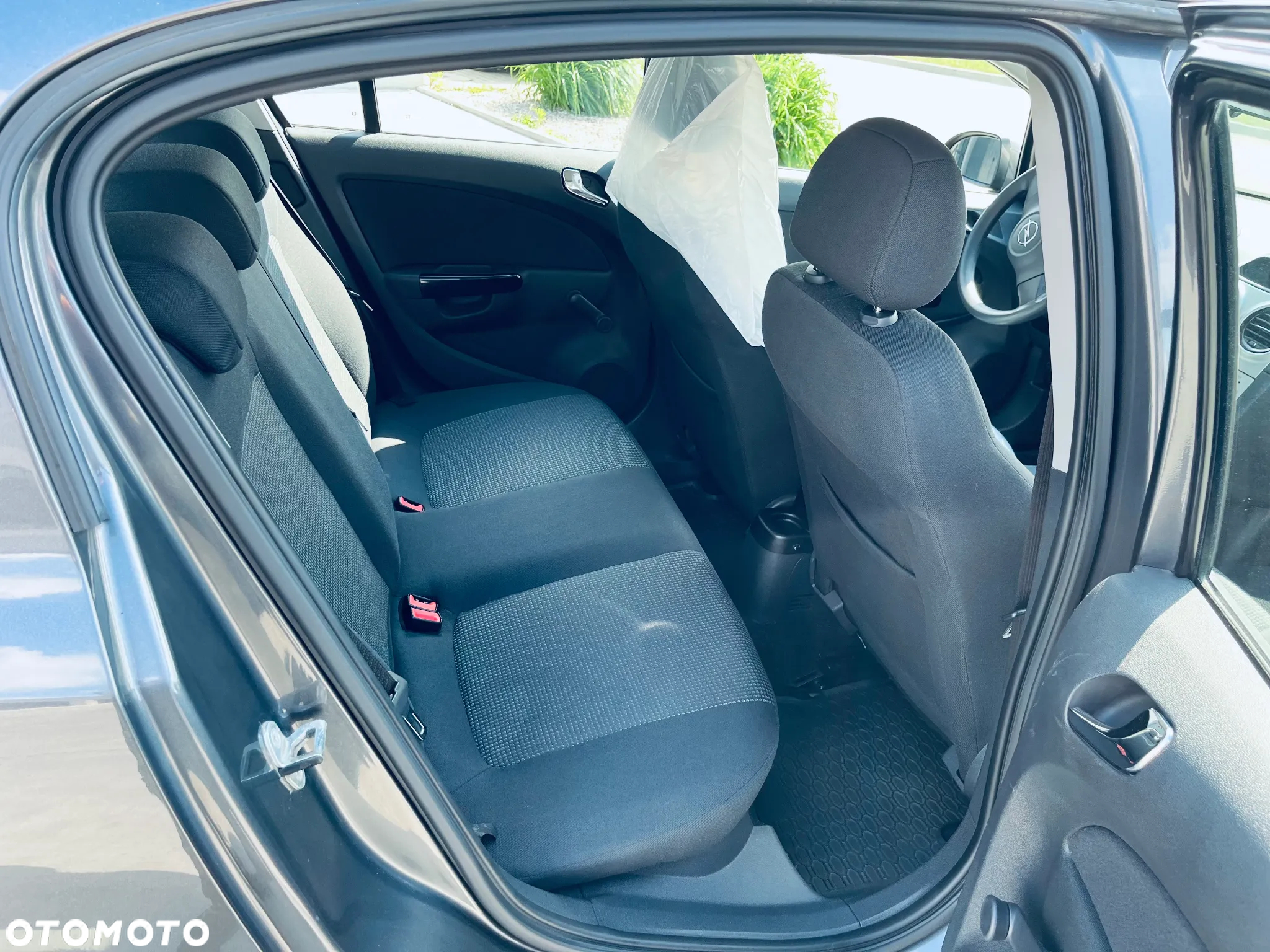 Opel Corsa - 10