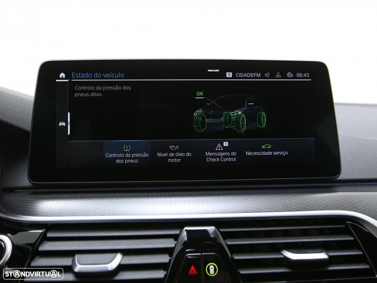 BMW 530 e Pack Desportivo M - 15