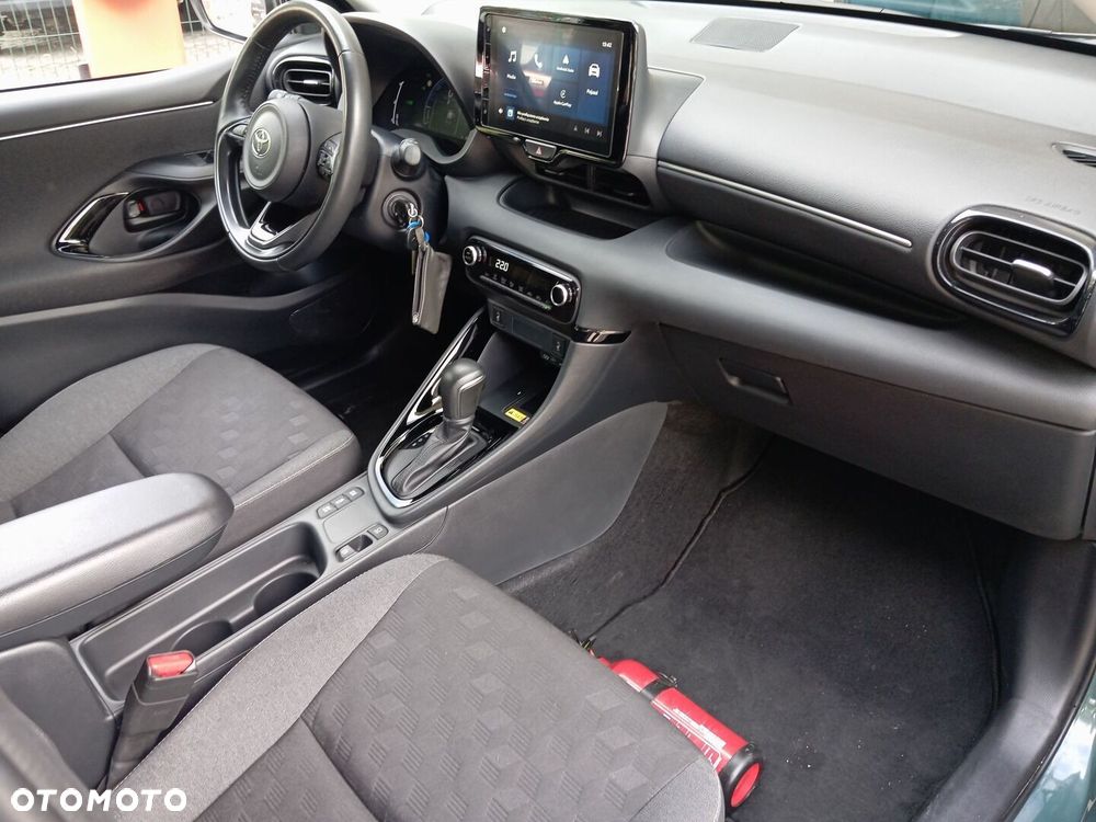 Toyota Yaris Hybrid 1.5 Style - 12