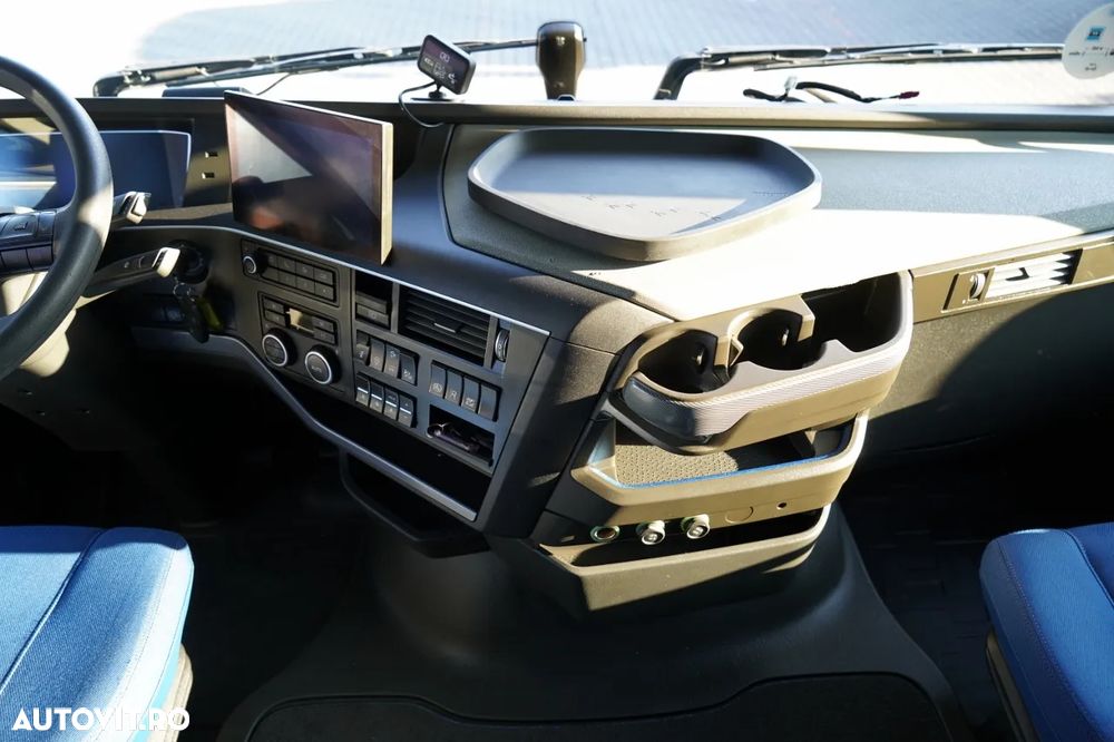 Volvo FH 460 / COMBINAT TANDEM / 120 M3 / TRANSIT / I-SAVE / I-PARK COOL / DIRECȚIE CU RIDICARE PUNCT DE VÂNZARE / WIELTON - 32