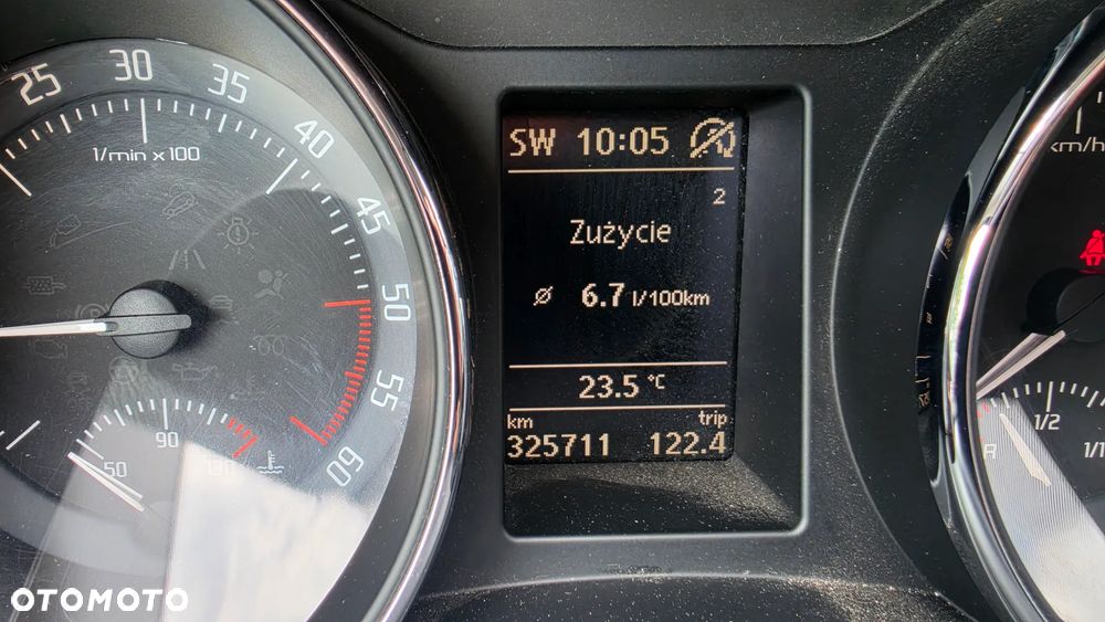 Skoda Superb 2.0 TDI Platinum Outdoor DSG - 12