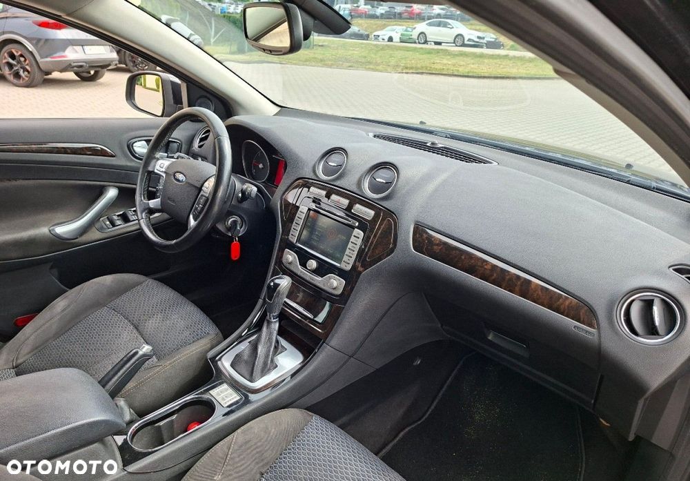 Ford Mondeo - 13
