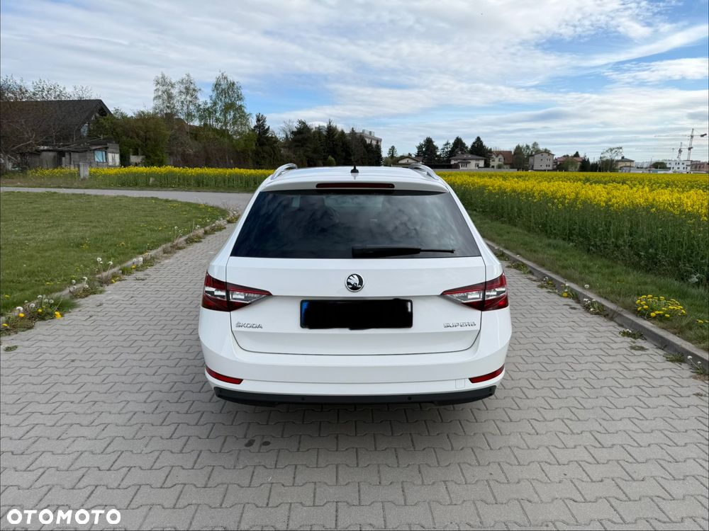 Skoda Superb 1.8 TSI Ambition DSG - 3