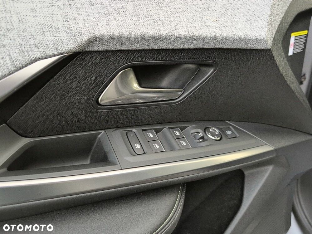 Peugeot 5008 1.2 PureTech mHEV GT S&S e-DCS6 - 16