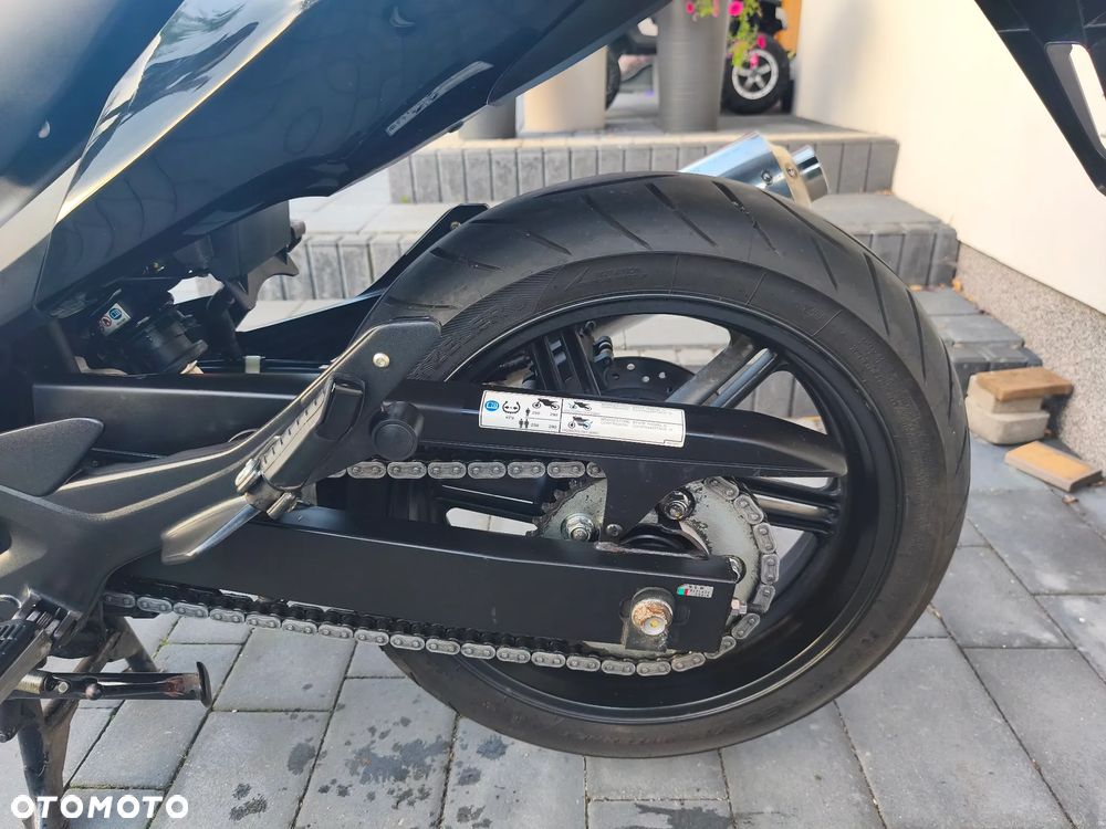 Honda CBF - 16