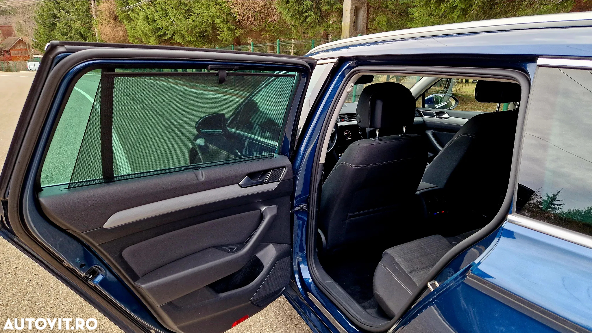 Volkswagen Passat Variant 2.0 TDI DSG (BlueMotion Technology) Highline - 11