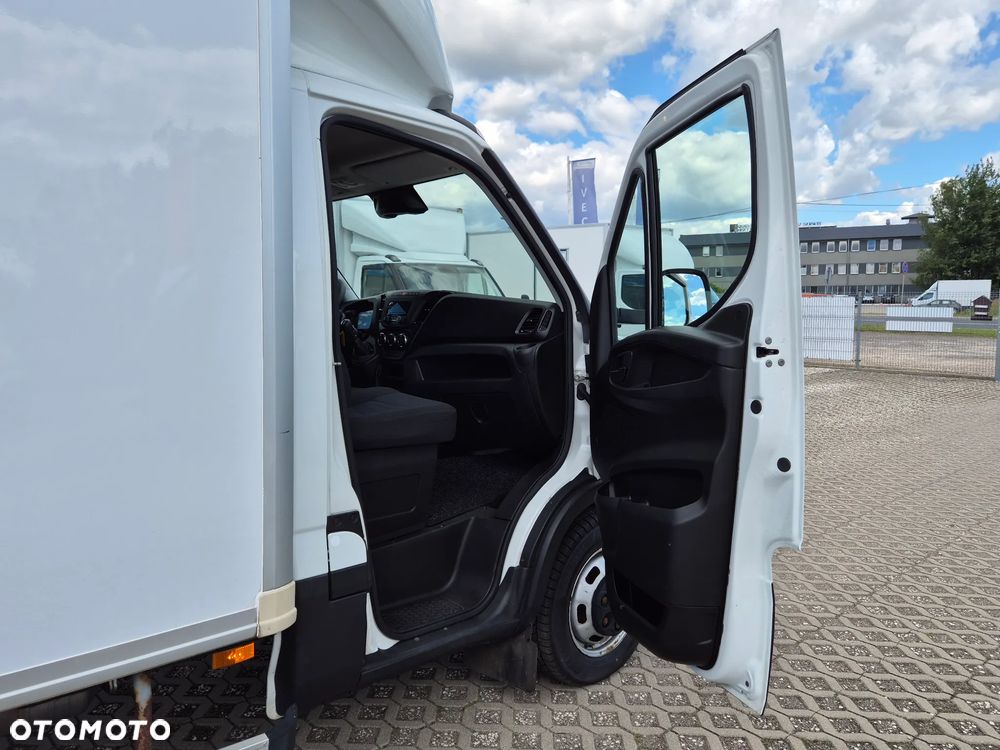 Iveco Daily 35C14, Kontener 8PAL, Winda DHollandia 750KG, klimatyzacja, drzwi boczne - 14