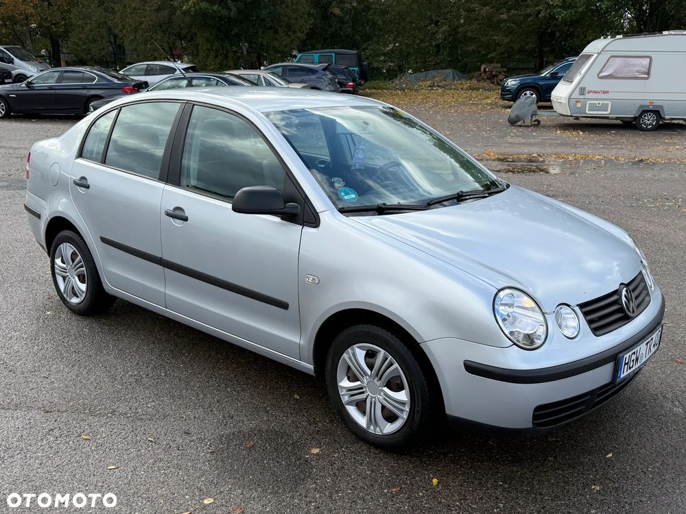 Volkswagen Polo - 16