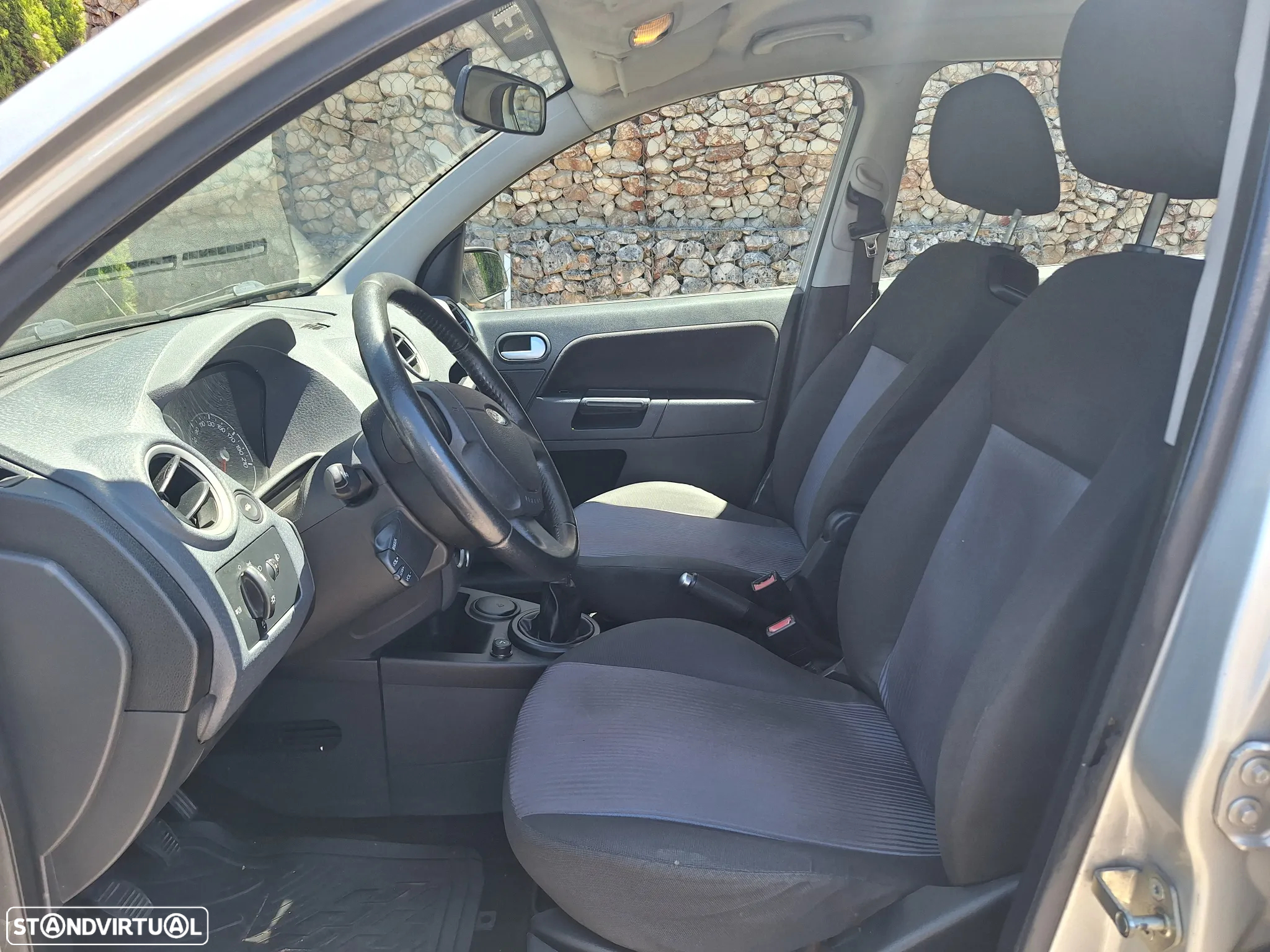 Ford Fiesta 1.25 Trend - 9