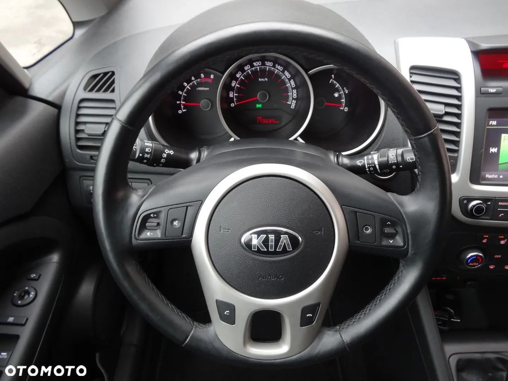 Kia Venga 1.6 CRDi 128 Black Collection - 27