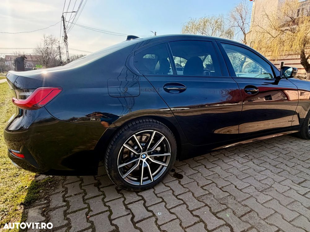 BMW Seria 3 330e Aut. Sport Line - 6