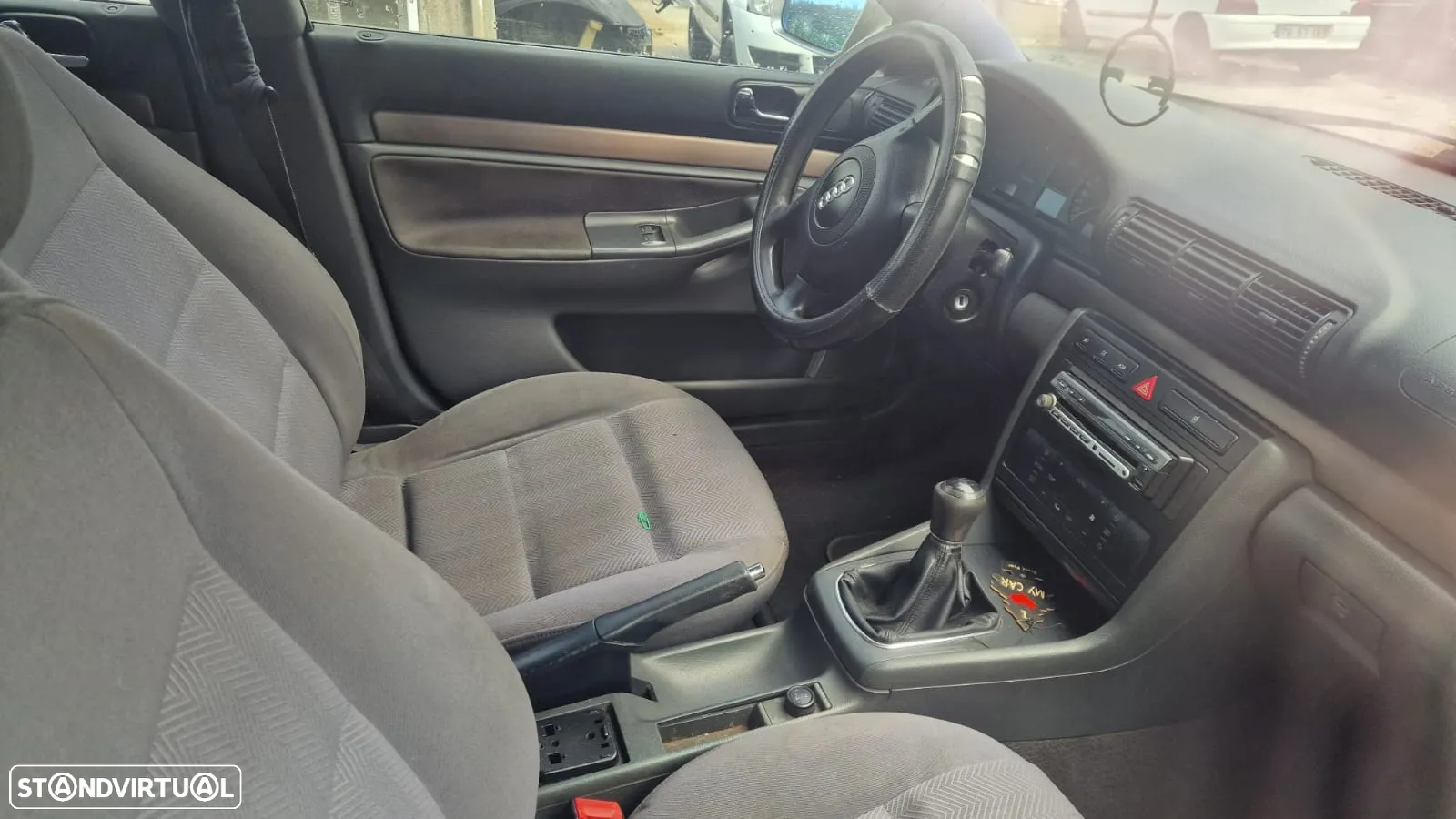 Audi A4 1.9 TDI Acidentado - 6