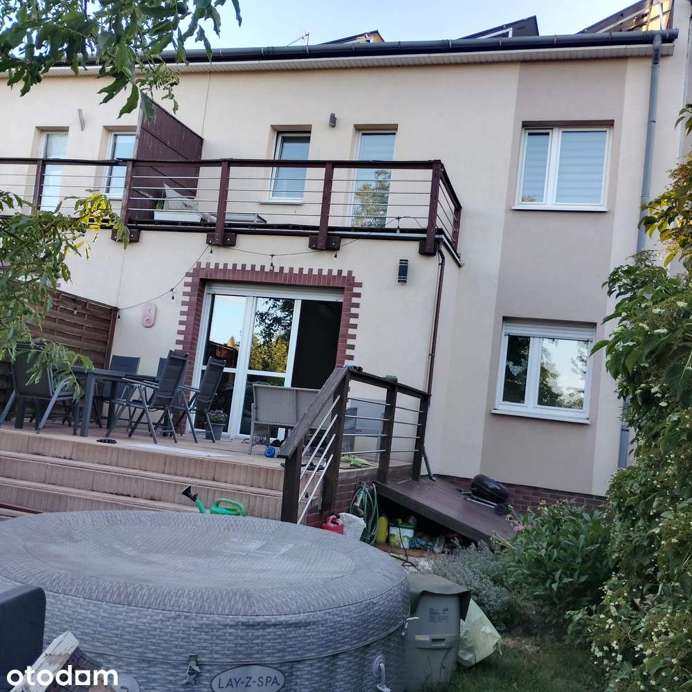 Bliźniak podpiwniczony z garażem i ogrodem, fotowoltaika w Kaliszu - Pełny obrazek: 2/20