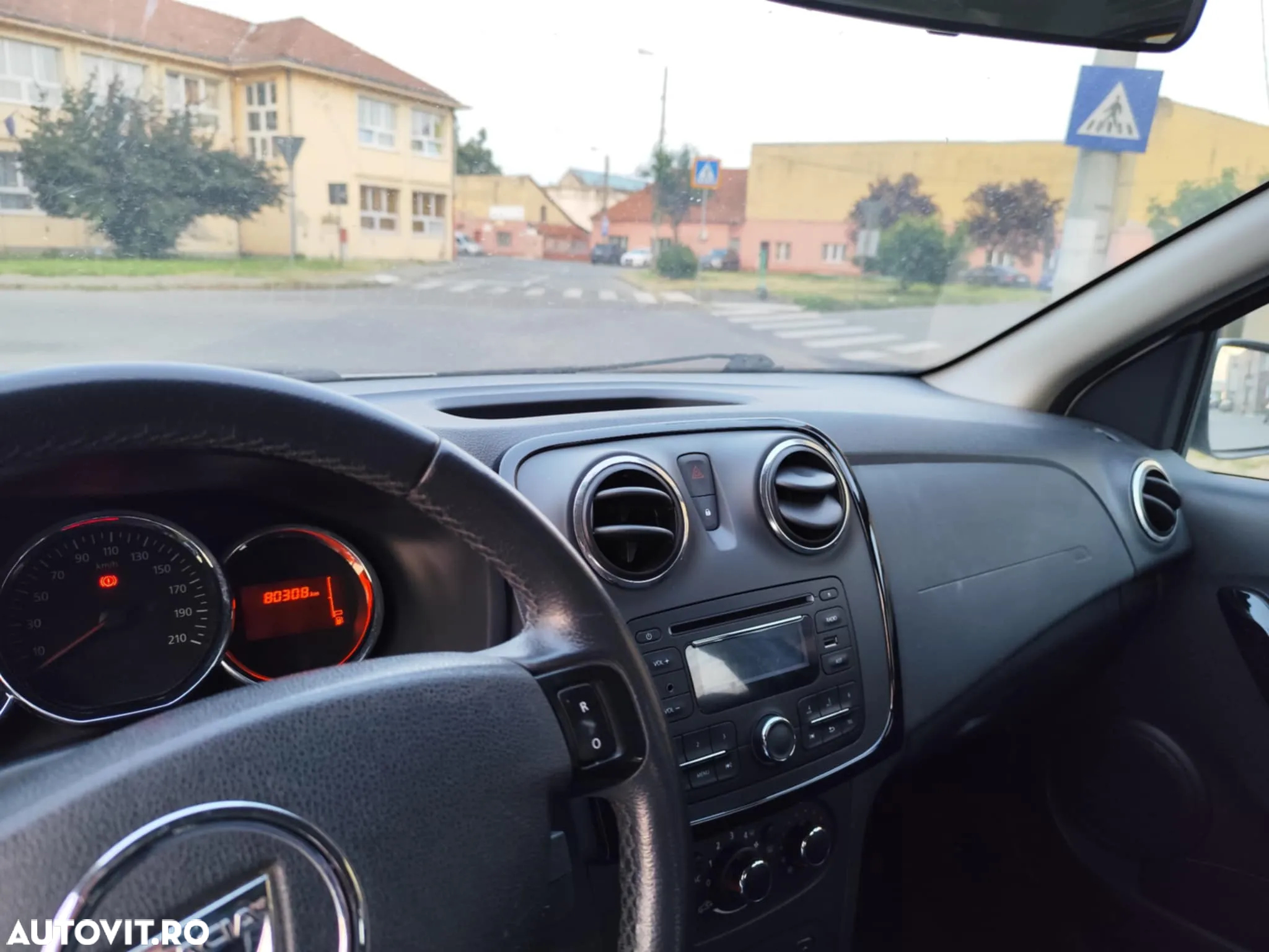 Dacia Sandero 0.9 90CP Ambiance - 3