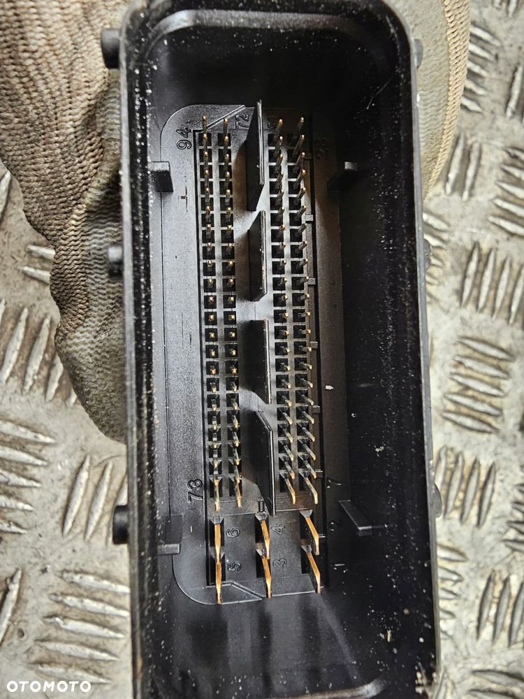 trafic master iii sterownik adblue 0281032615 14- - 4