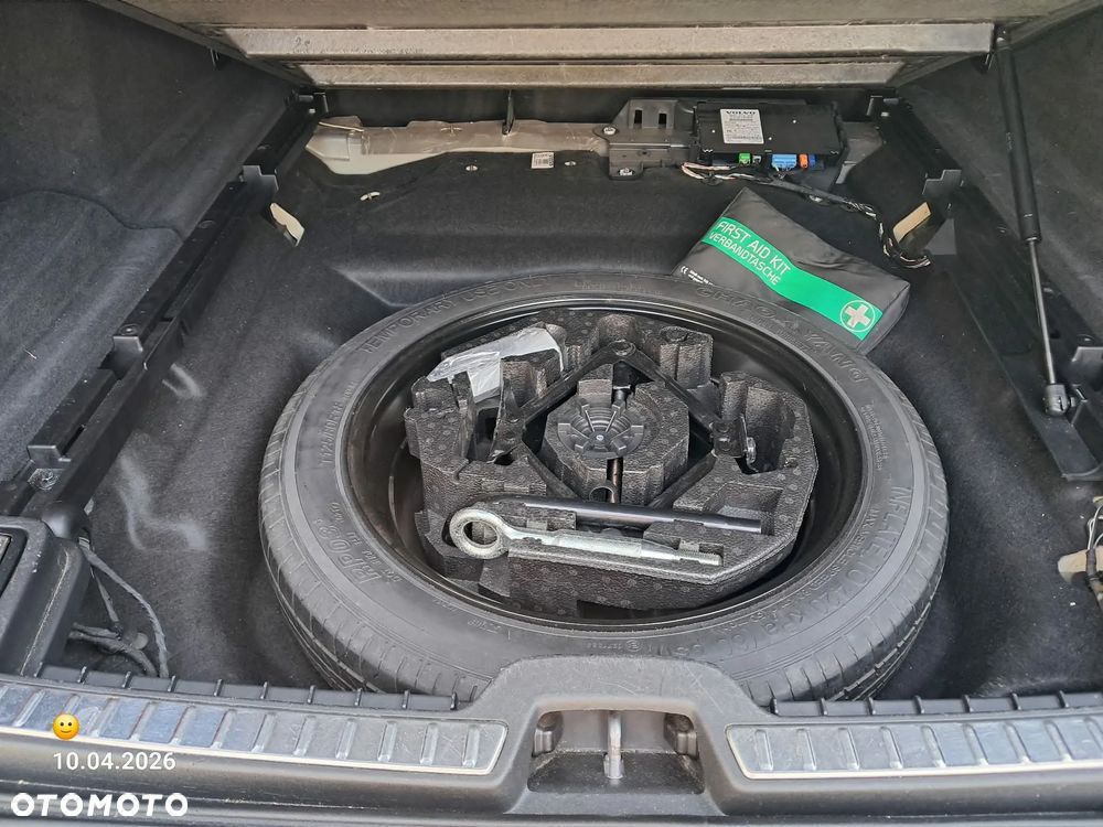 Volvo V90 D4 Inscription - 12